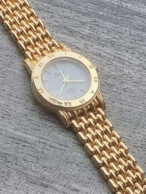 LADIES GOLD SONIC WATCH IN EXCELLENT WORKING CONDITION