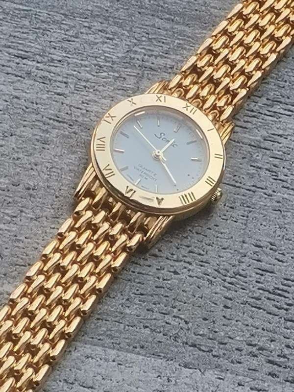 LADIES GOLD SONIC WATCH IN EXCELLENT WORKING CONDITION