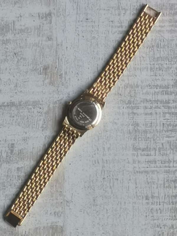 LADIES GOLD SONIC WATCH IN EXCELLENT WORKING CONDITION