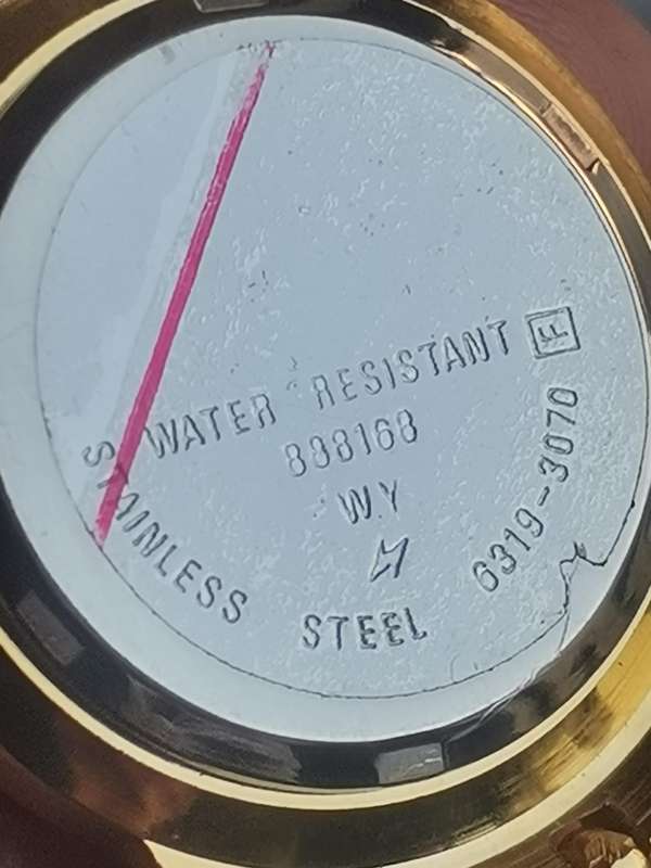 LADIES GOLD SONIC WATCH IN EXCELLENT WORKING CONDITION