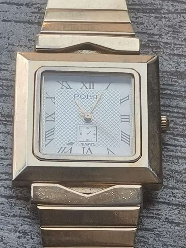 MENS GOLD POISE WATCH IN EXCELLENT WORKING CONDITION