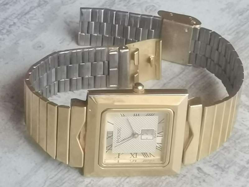 MENS GOLD POISE WATCH IN EXCELLENT WORKING CONDITION