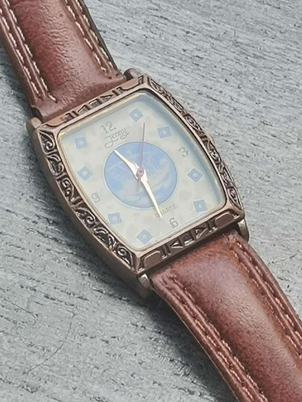 LADIES STUNNING JENNY WATCH IN EXCELLENT WORKING CONDITION