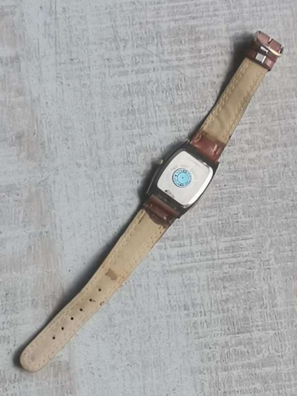 LADIES STUNNING JENNY WATCH IN EXCELLENT WORKING CONDITION