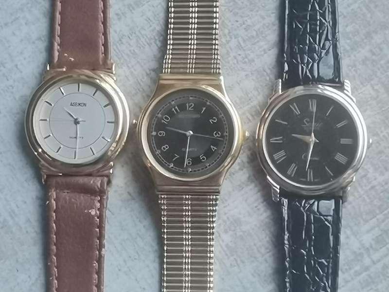 MENS VINTAGE WATCH COLLECTION ALL IN EXCELLENT WORKING CONDITION - BIDDING FOR ALL 3 WATCHES