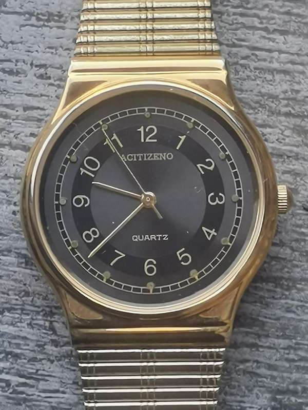 MENS VINTAGE WATCH COLLECTION ALL IN EXCELLENT WORKING CONDITION - BIDDING FOR ALL 3 WATCHES