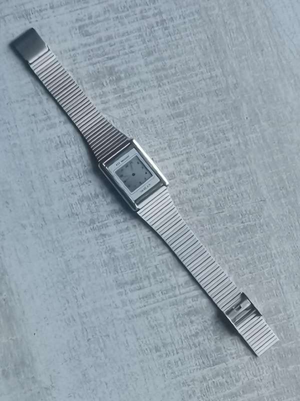 MENS KESSEL ELECTRONIC LCD WATCH IN EXCELLENT WORKING CONDITION