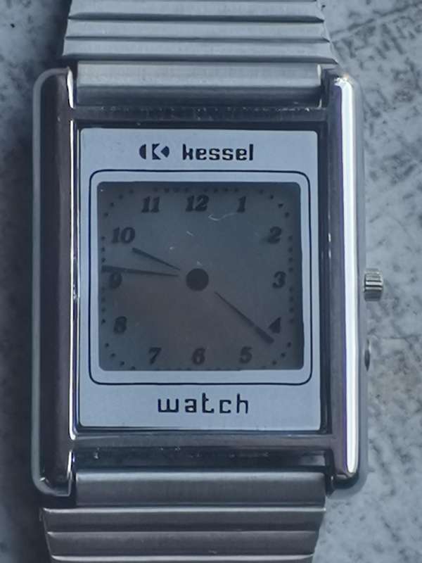 MENS KESSEL ELECTRONIC LCD WATCH IN EXCELLENT WORKING CONDITION