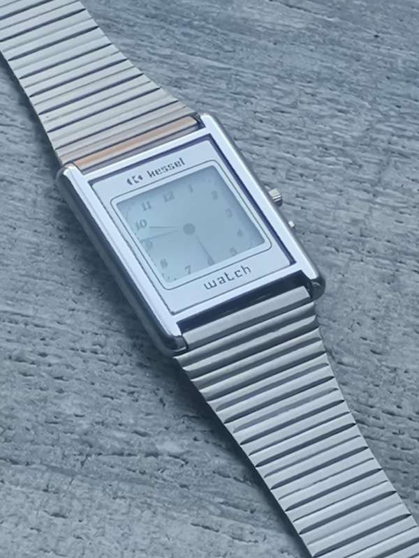 MENS KESSEL ELECTRONIC LCD WATCH IN EXCELLENT WORKING CONDITION
