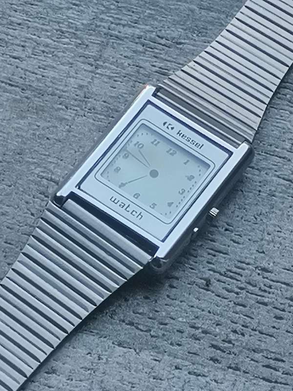 MENS KESSEL ELECTRONIC LCD WATCH IN EXCELLENT WORKING CONDITION