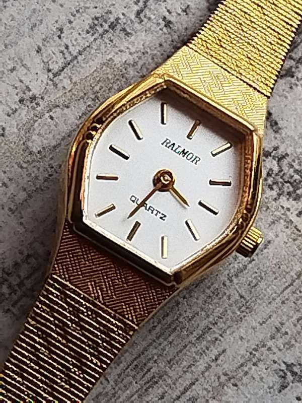 LADIES WATCH COLLECTION #4 ALL IN EXCELLENT WORKING CONDITION - BIDDING FOR ALL 3 WATCHES
