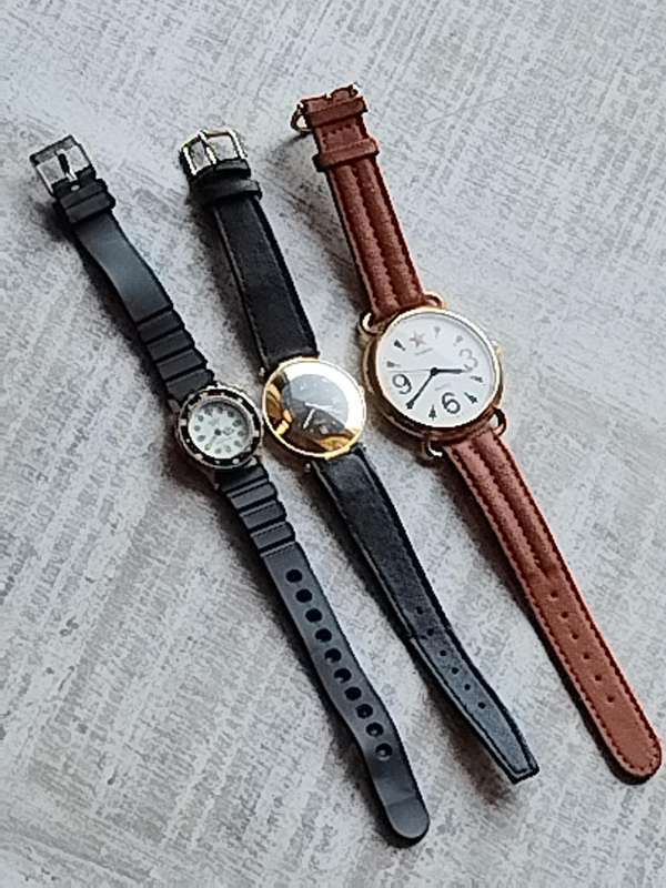 LADIES WATCH COLLECTION #5 ALL IN EXCELLENT WORKING CONDITION - BIDDING FOR ALL 3 WATCHES