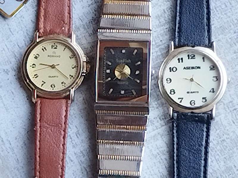 MEN'S WATCH COLLECTION ALL IN EXCELLENT WORKING CONDITION - BIDDING FOR ALL 3 WATCHES