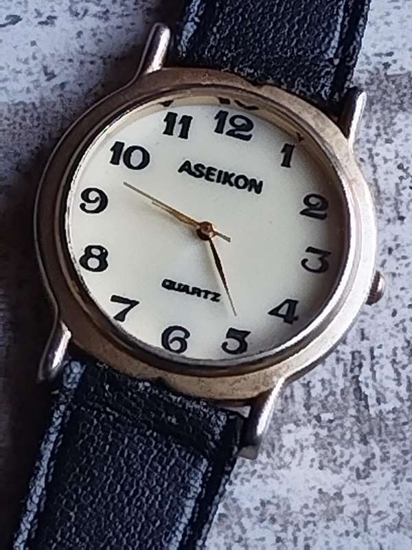 MEN'S WATCH COLLECTION ALL IN EXCELLENT WORKING CONDITION - BIDDING FOR ALL 3 WATCHES