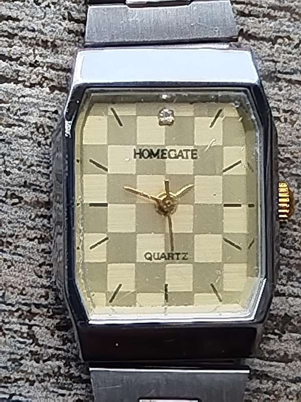 LADIES HOMEGATE WATCH IN EXCELLENT WORKING CONDITION