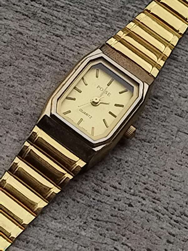 LADIES GOLD POISE WATCH IN EXCELLENT WORKING CONDITION