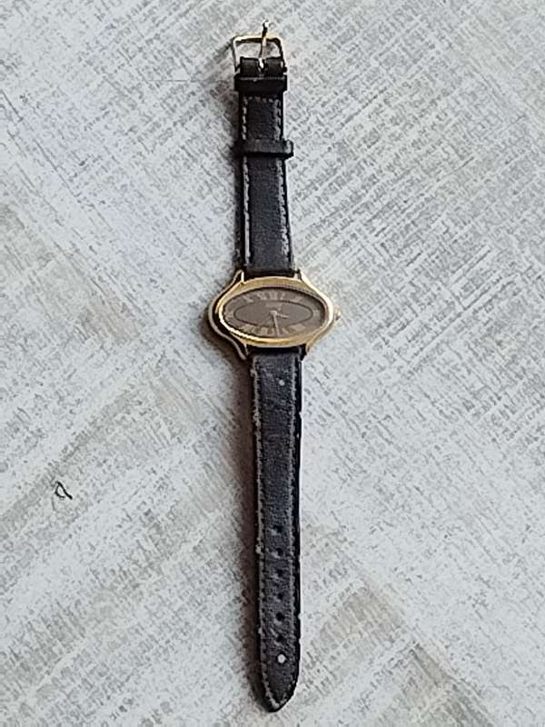 LADIES POISE GOLD PLATED WATCH IN EXCELLENT WORKING CONDITION