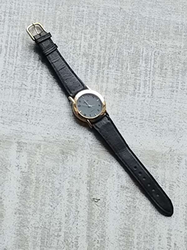 MENS VINTAGE NOBLE GOLD PLATED WATCH IN EXCELLENT WORKING CONDITION