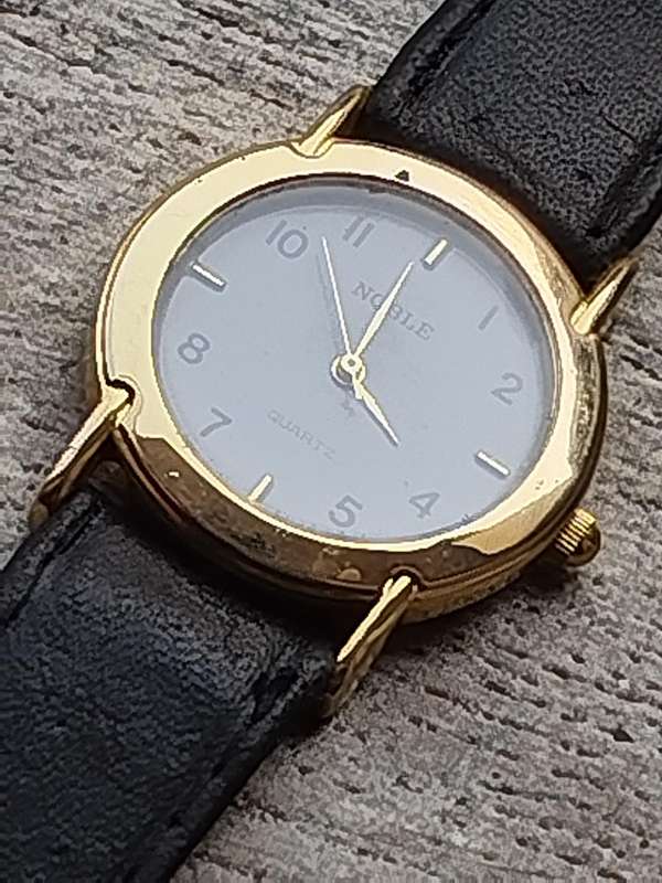 MENS VINTAGE NOBLE GOLD PLATED WATCH IN EXCELLENT WORKING CONDITION