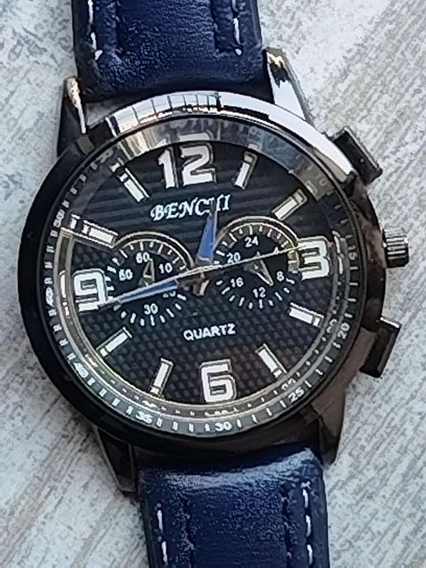 MENS BENCHI FASHION WATCH IN EXCELLENT WORKING CONDITION