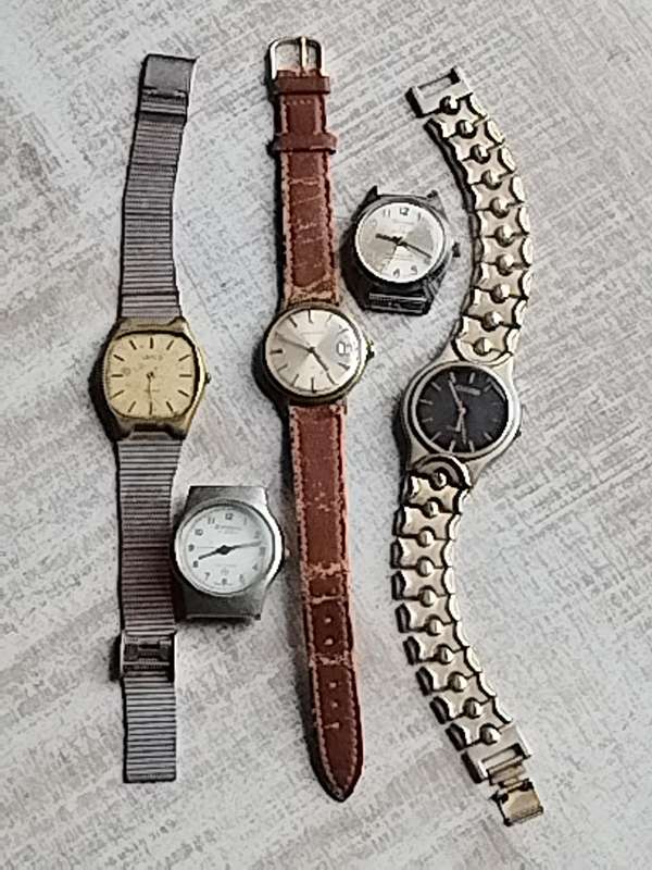 MENS VINTAGE WATCHES FOR SPARES OR REPAIRS