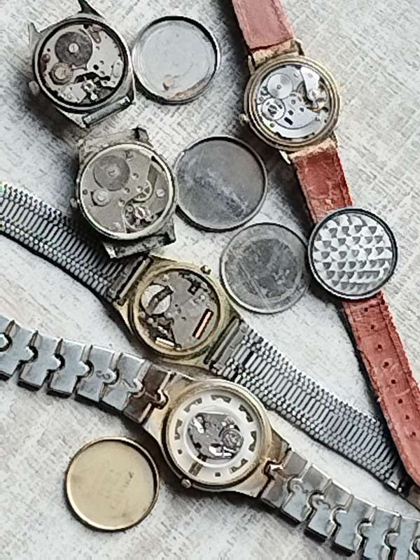 MENS VINTAGE WATCHES FOR SPARES OR REPAIRS