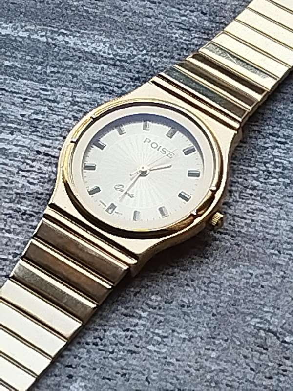 LADIES GOLD POISE WATCH IN EXCELLENT WORKING CONDITION