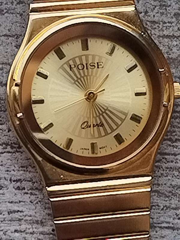 LADIES GOLD POISE WATCH IN EXCELLENT WORKING CONDITION