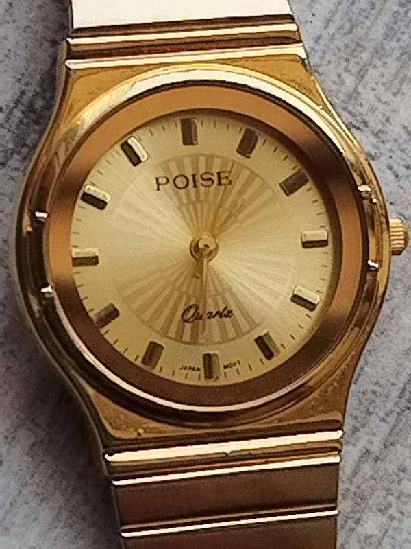LADIES GOLD POISE WATCH IN EXCELLENT WORKING CONDITION