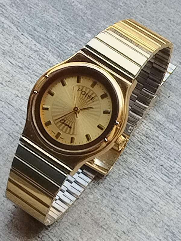LADIES GOLD POISE WATCH IN EXCELLENT WORKING CONDITION