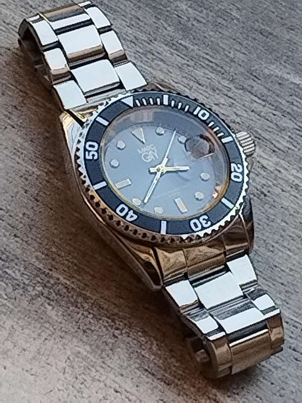 MENS MARC GAY WATCH WITH ROTATING BEZEL IN EXCELLENT WORKING CONDITION