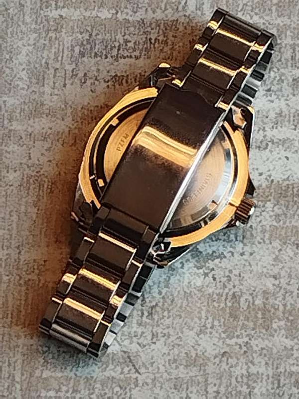 MENS MARC GAY WATCH WITH ROTATING BEZEL IN EXCELLENT WORKING CONDITION