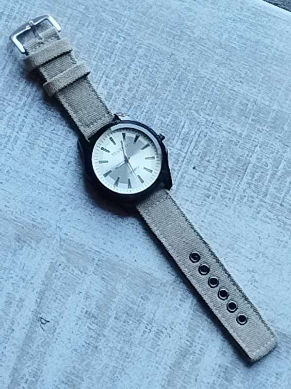 MENS TEN TWO ARMY WATCH WITH HUGE 50MM DIAL IN EXCELLENT WORKING CONDITION