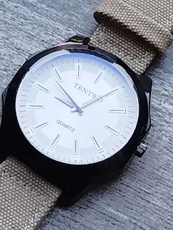 MENS TEN TWO ARMY WATCH WITH HUGE 50MM DIAL IN EXCELLENT WORKING CONDITION