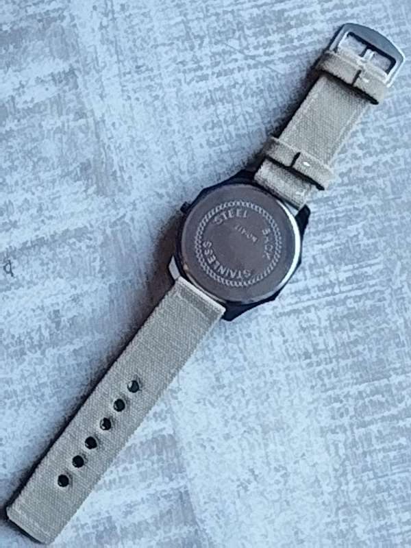 MENS TEN TWO ARMY WATCH WITH HUGE 50MM DIAL IN EXCELLENT WORKING CONDITION