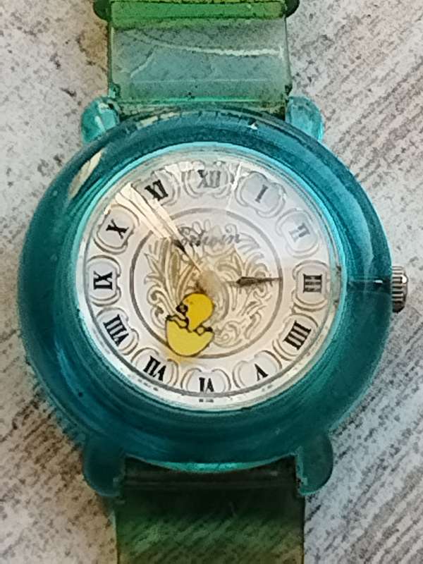 LADIES/GIRLS VINTAGE WATCH SET BOTH IN EXCELLENT WORKING CONDITION - BIDDING FOR BOTH