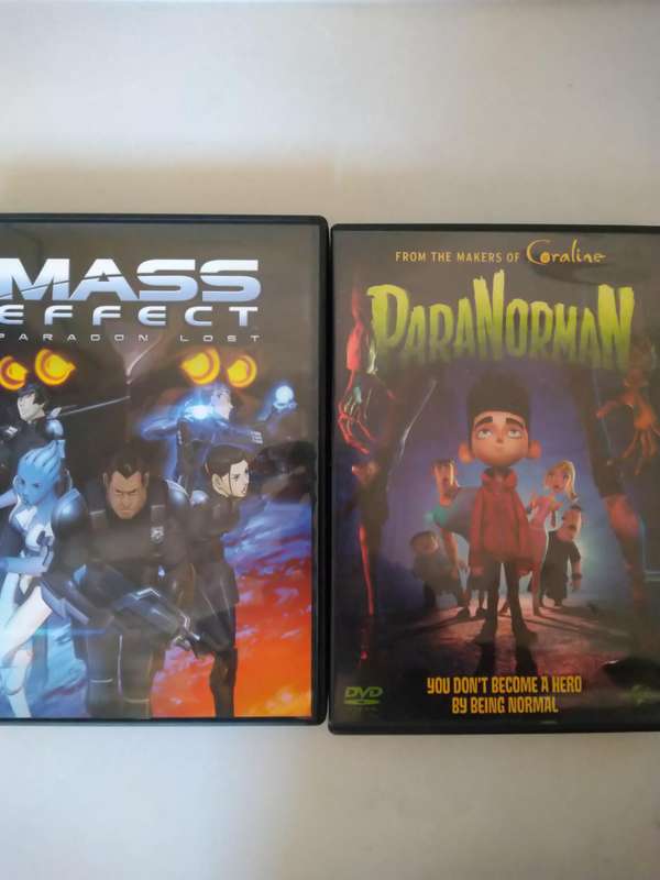 2 Dvds Mass Effect and Paranorman