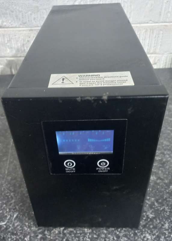 ECCO 1200W Inverter NS-1200 Spares or repair.