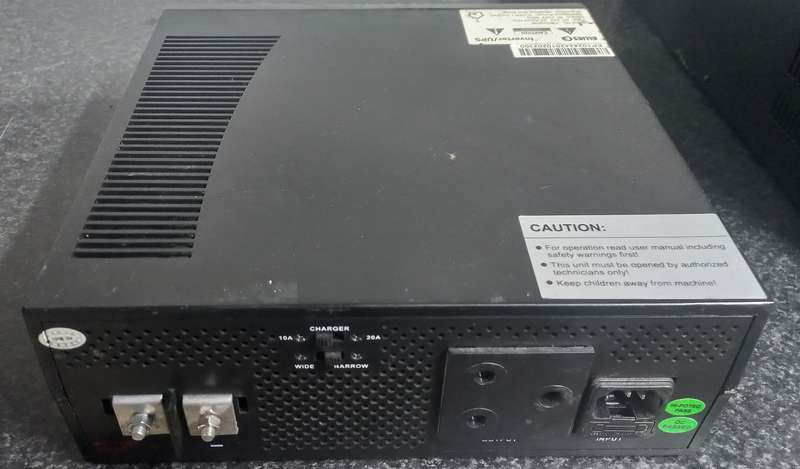 Ellies Power Inverter FBI2400W for Spares/Repair