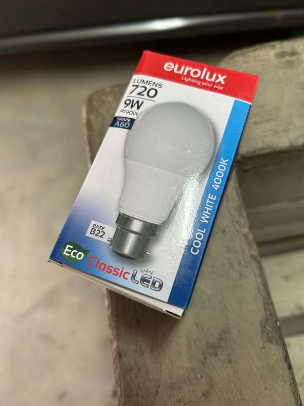 EUROLUX LED 9W A60 E27 5 PACK 720 LUMENS