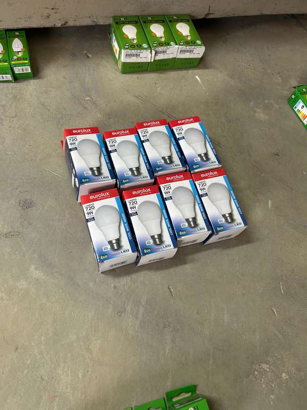 EUROLUX LED 9W A60 E27 5 PACK 720 LUMENS