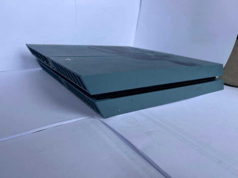 Sony Playstation 4. Uncharted Edition 1TB