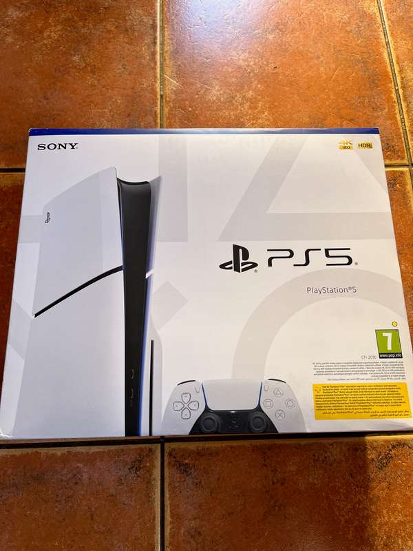 PS5 Slim Disc Edition