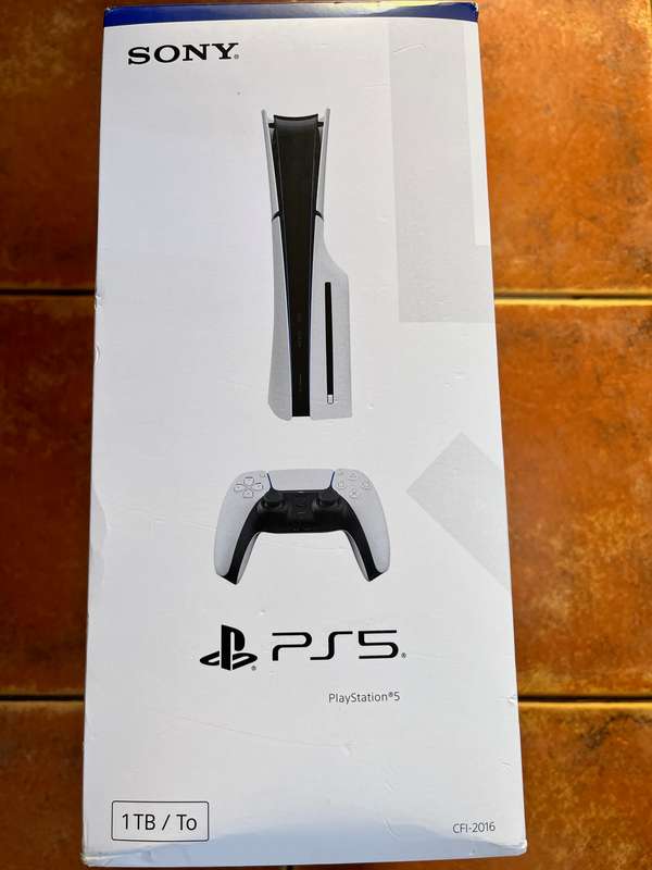 PS5 Slim Disc Edition