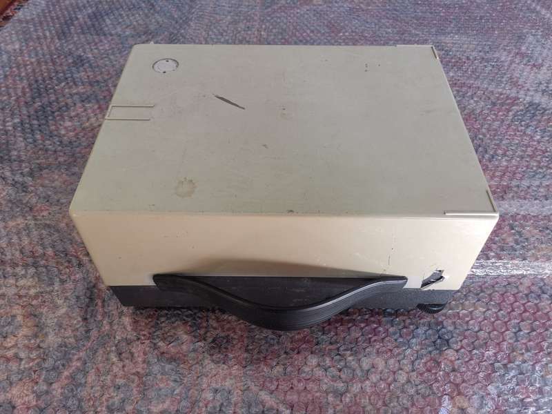 LEITZ WETZLAR PRADOVIT PROJECTOR