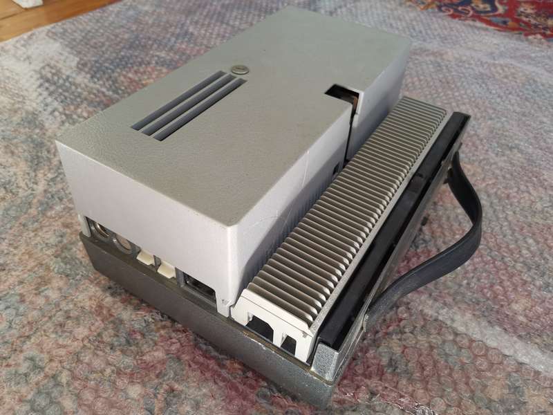LEITZ WETZLAR PRADOVIT PROJECTOR