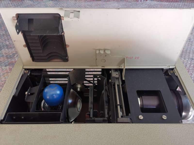 LEITZ WETZLAR PROJECTOR MODEL NO: TYPE 315601