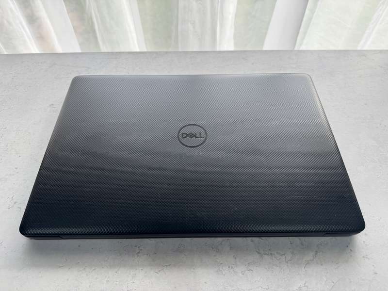 Dell Vostro 15 3000 15.6-inch FHD Laptop - 10th Gen i5 1TB+SSD 8GB RAM Win 11 Pro