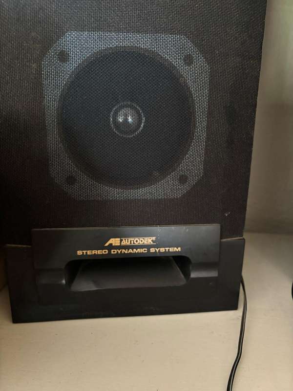 Classic Autodek Stereo Dynamic System Speakers - A Vintage Audio Gem