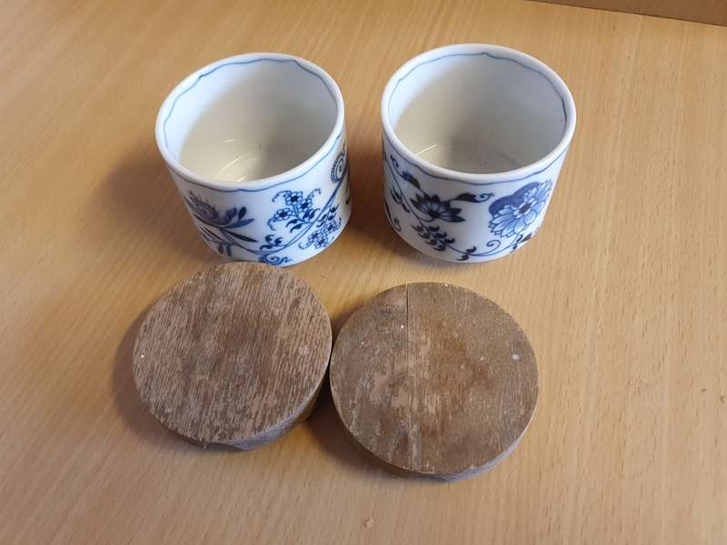 Set of 2 Blue Danube Lidded Jars - Made in Japan  - height 7cm width 8cm